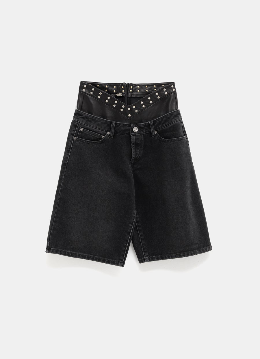 Shorts denim con cintura de cuero