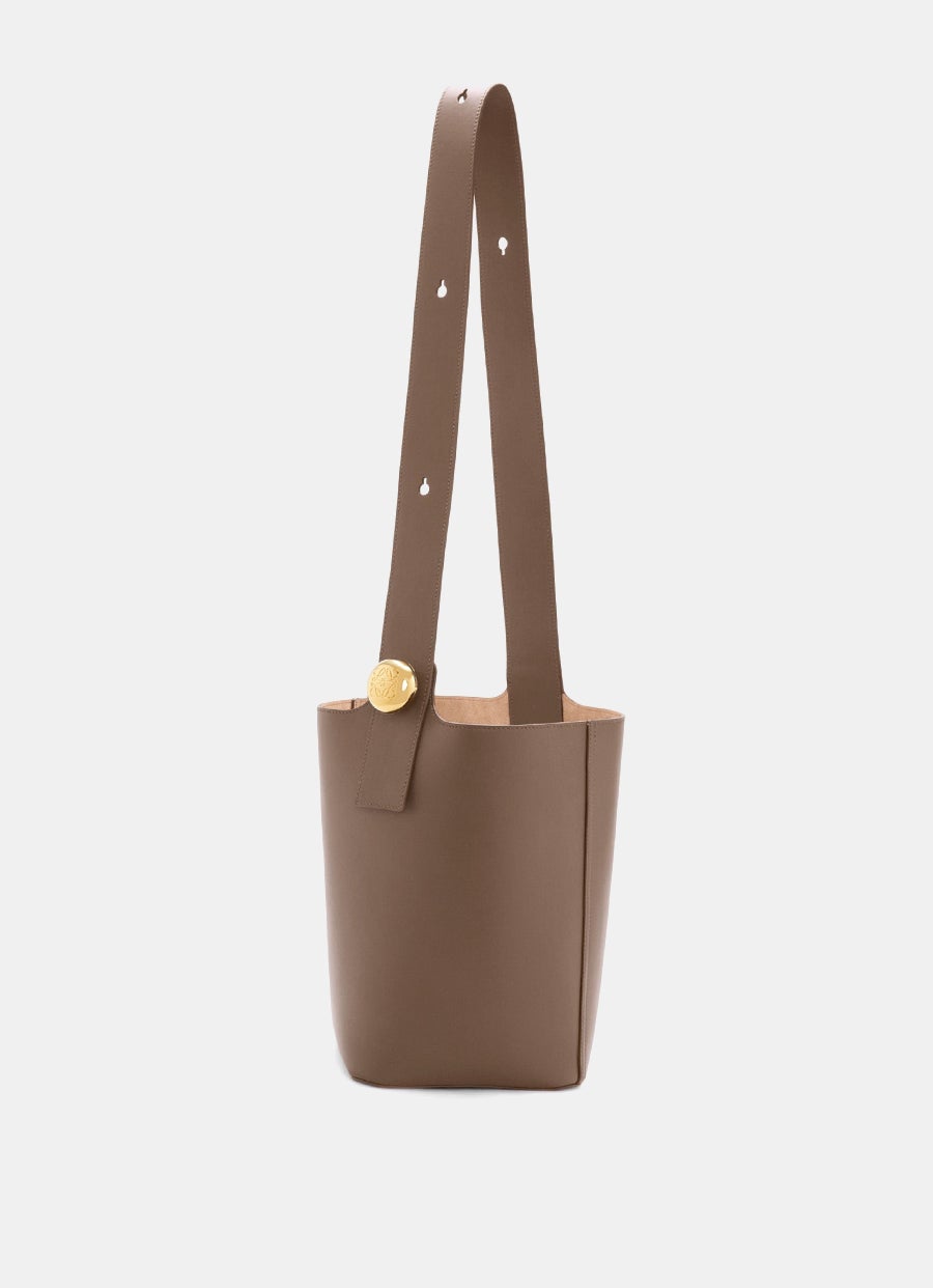 Bolso Pebble Bucket mediano